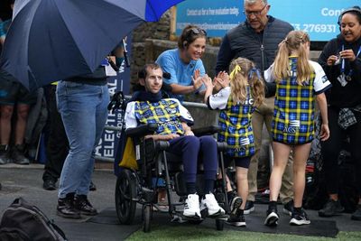 Rob Burrow's daughters star as Leeds host 'Burrow family takeover' MND Awareness game
