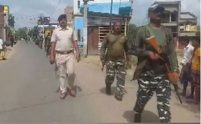 Bengal Panchayat Polls: Central forces route march to infuse confidence among voters in Bolpur