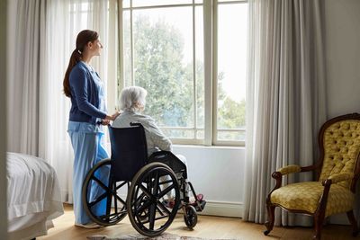 10 Things You Should Know About Nursing Homes