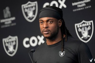 Assault charge dropped against Raiders' Davante Adams for shoving photographer