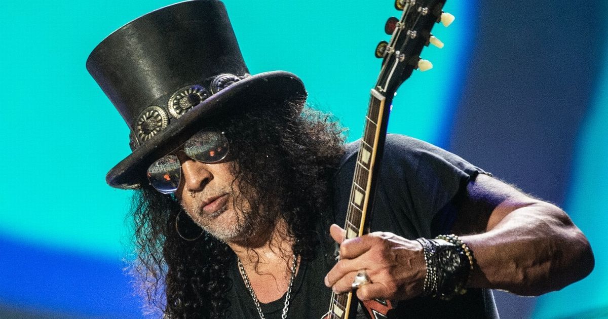 Guns N' Roses guitarist Slash always wears a top hat on stage for very  sweet reason - Mirror Online