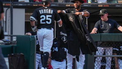 White Sox’ four blasts, one bloop lead to walk-off win over Red Sox