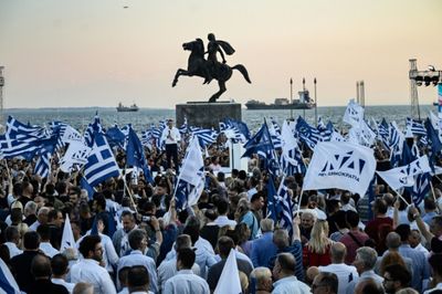 Greece votes with conservative premier favourite to win