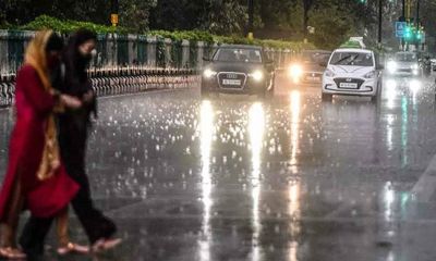 Weather Update: Monsoon covers Delhi, Mumbai together