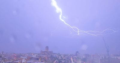 What time thunderstorms will hit Leeds today as Met Office issue warning