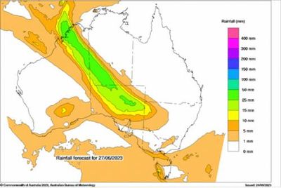 ‘Unseasonable’ cloud band could double monthly average rainfall in areas of central Australia