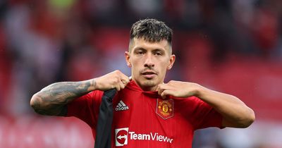Lisandro Martinez sends injury update to Man Utd fans amid race to be fit for next season