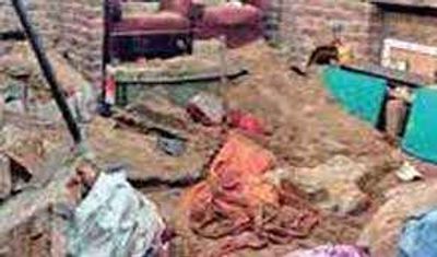 Uttar Pradesh: Two children die, 3 injured in house roof collapse