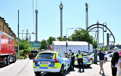 One dead, more hurt as rollercoaster derails in Stockholm