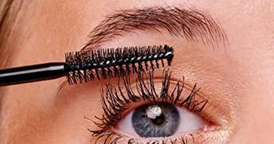 Amazon shoppers praise £5 mascara that makes eyelashes look 'plump' and 'false'