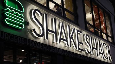 Shake Shack Revives Menu Item to Challenge Wendy's, Burger King