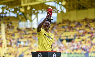 Chelsea agree deal to sign Nicolas Jackson from Villarreal for £32m