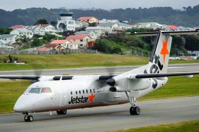 Jetstar offers to meet with Commerce Commission to discuss booking fees