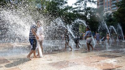 Texas' record heat wave enters 3rd week as storms cause power outages across southern U.S.