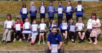 Shawhead Primary pupils achieve RSPB Wild Challenge gold award