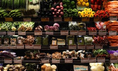 Post-Brexit import checks risk further pushing up food prices – industry group
