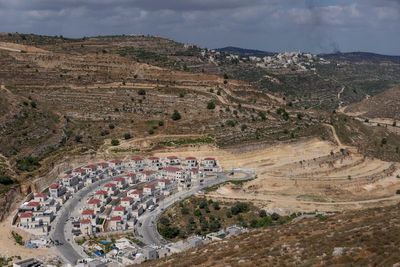 Israel OK's plans for thousands of new settlement homes. Move defies White House calls for restraint