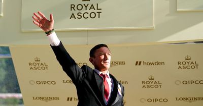 Frankie Dettori delays retirement date to seek first Melbourne Cup success