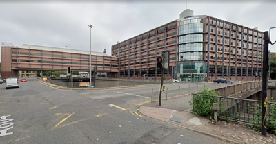 Cyclist hit by car in Glasgow city centre remains in 'serious condition' in hospital