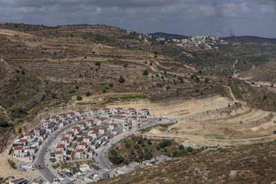 Israel approves plans for thousands of illegal settlement homes