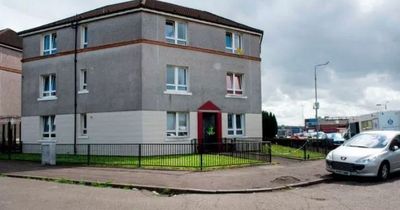 Man pronounced dead in Glasgow flat after being found 'seriously injured'