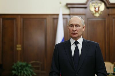 Putin insists Russia is united after the Wagner Group uprising, vows to uphold deal