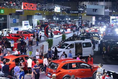 Grab great deals at Fast Auto Show