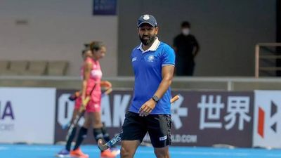 Tushar Khandker appointed head coach of junior Indian women's hockey team