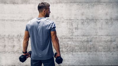 This 3-move back and biceps workout strengthens your upper body in just 9 minutes