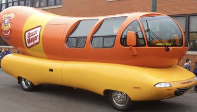 Oscar Mayer Frankmobile to visit Chicago area over the next few weeks