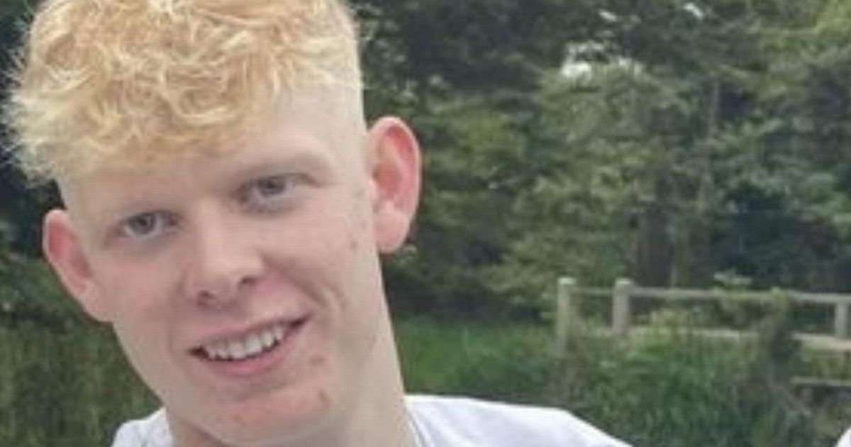 Tributes as student who died in Greece drowning…