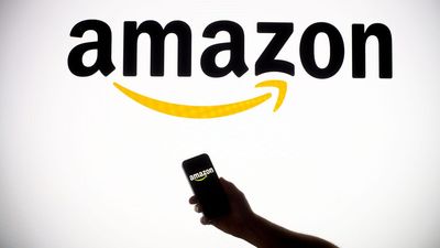 Amazon Shares Show Resilience Amid Market Correction