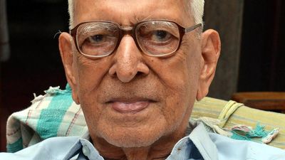 Educationist Chitran Namboodirippad passes away