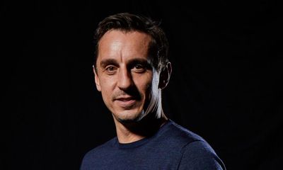 Gary Neville to appear as guest star in new series of Dragons’ Den