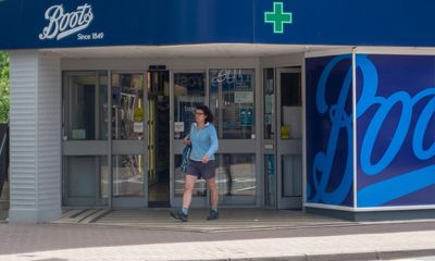 Boots to close 300 shops despite strong quarterly sales