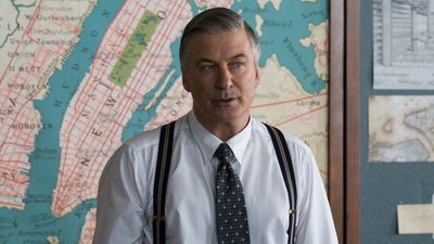 Alec Baldwin Complained About His Delayed Flight On Social Media, And The Internet Is Now Roasting Him For It