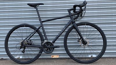 Triban RC500 Microshift Disc road bike review