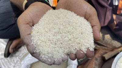 Anna Bhagya scheme | Karnataka BPL families will get cash instead of free rice promised