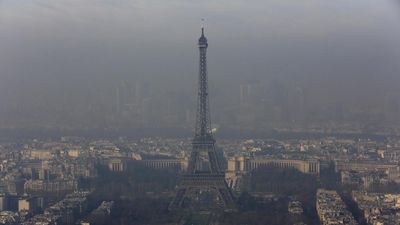 Smoke from Canadian wildfires reaches France