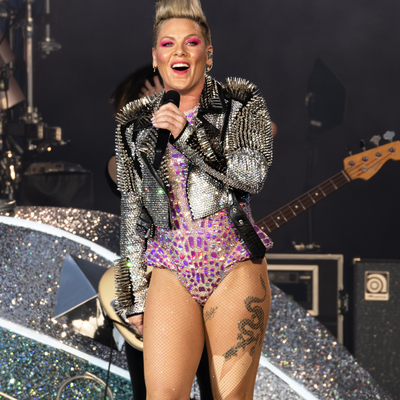 Pink Had Someone’s Ashes Thrown at Her During a Performance in London