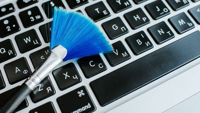 How to clean a MacBook keyboard