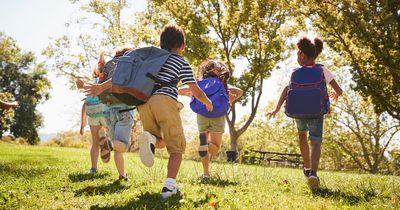 Mum rages at neighbour's 'crazy' demand when picking up her son for school run