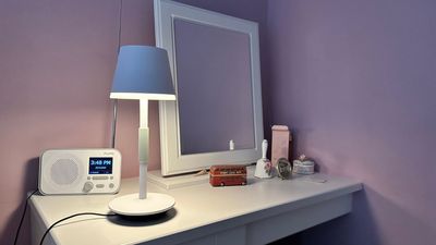 Hue Go Portable Lamp review: Bright but expensive