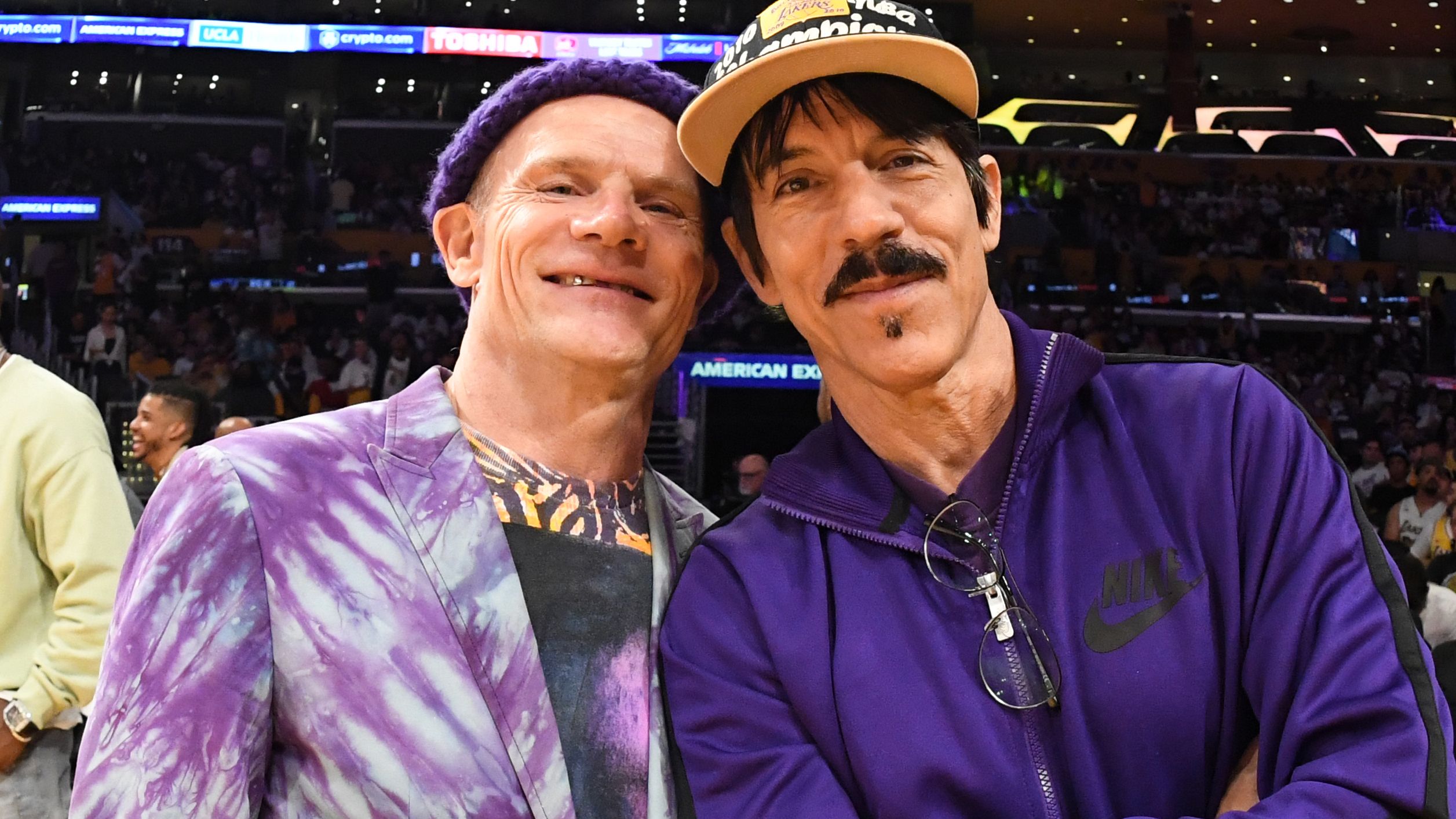 Red Hot Chili Peppers' Anthony Kiedis cried with Flea…