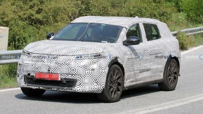 Renault Scenic E-Tech EV Spied Testing For First Time