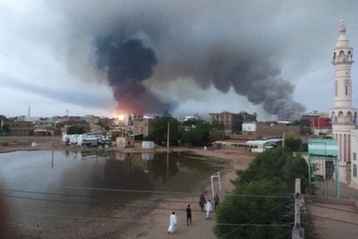 Air raids hit Sudan capital despite Eid truce