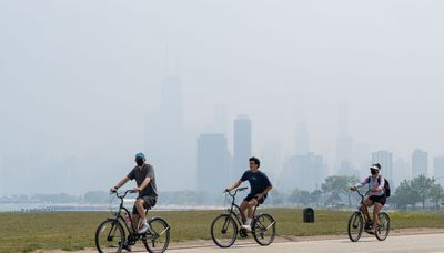 What’s in Chicago’s dirty air? And answers to other questions about the air quality alert