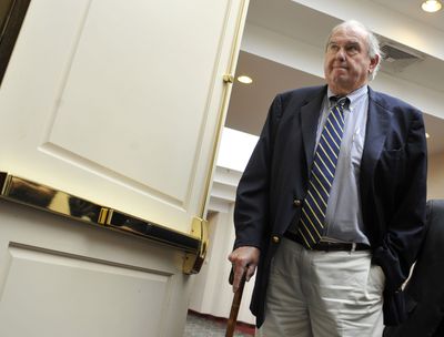Lowell P. Weicker Jr., maverick senator during Watergate, dies at 92