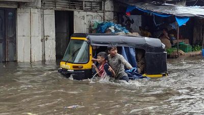 Heavy rains pound Thane, Palghar in Maharashtra; 2 swept away in flood waters