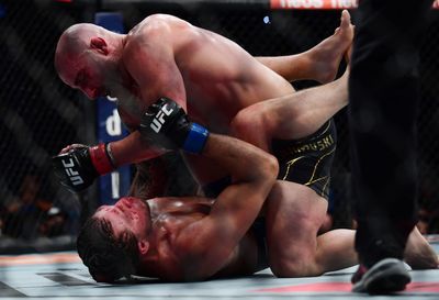 UFC free fight: Alexander Volkanovski survives scare, batters Brian Ortega to retain title